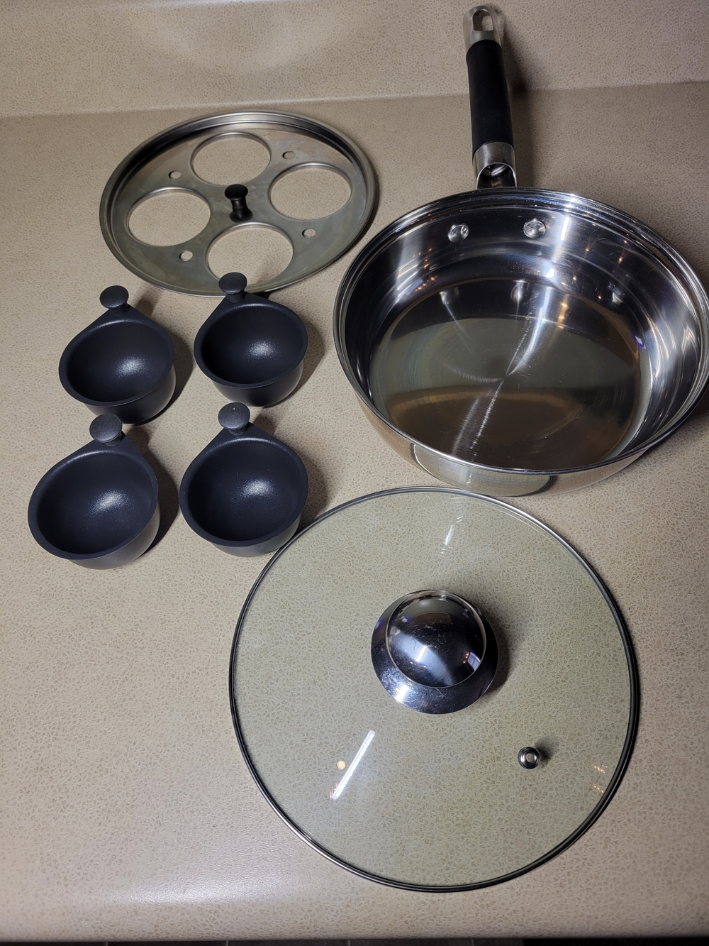 Modern Innovations 8 Inch Stainless Steel 4 Egg Poacher Pan With Lid - Picture 3 of 12